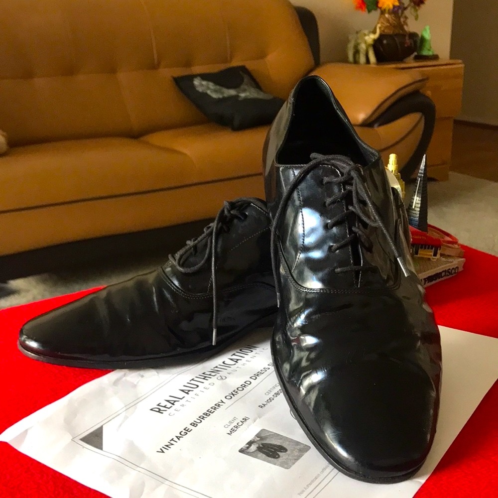 💯AUTHENTIC BURBERRY OXFORD MENS SHOES VINTAGE PATENT - Picture 3 of 16
